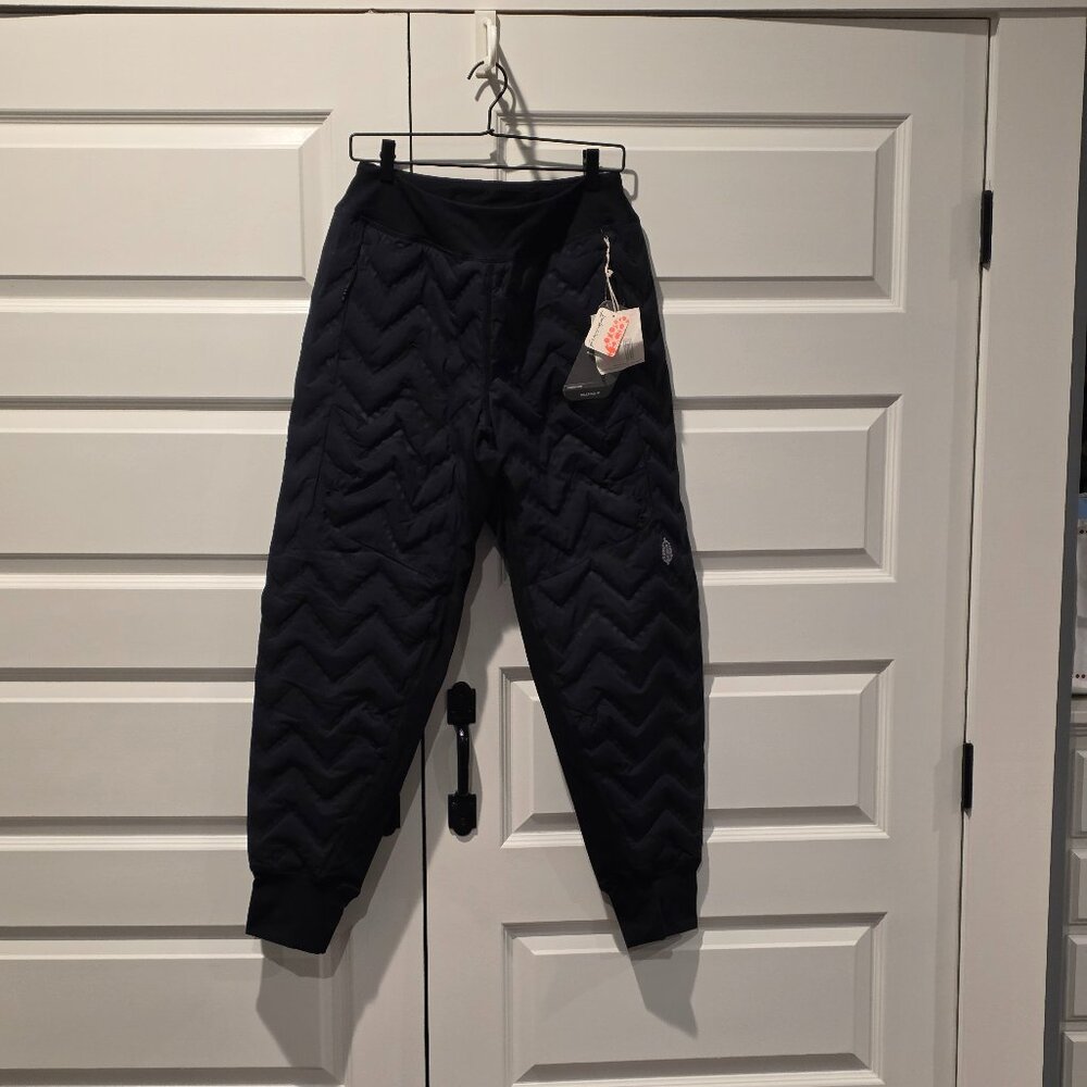NWT: Free People Gettin Lost Packable Jogger Pants - Picture 4 of 9